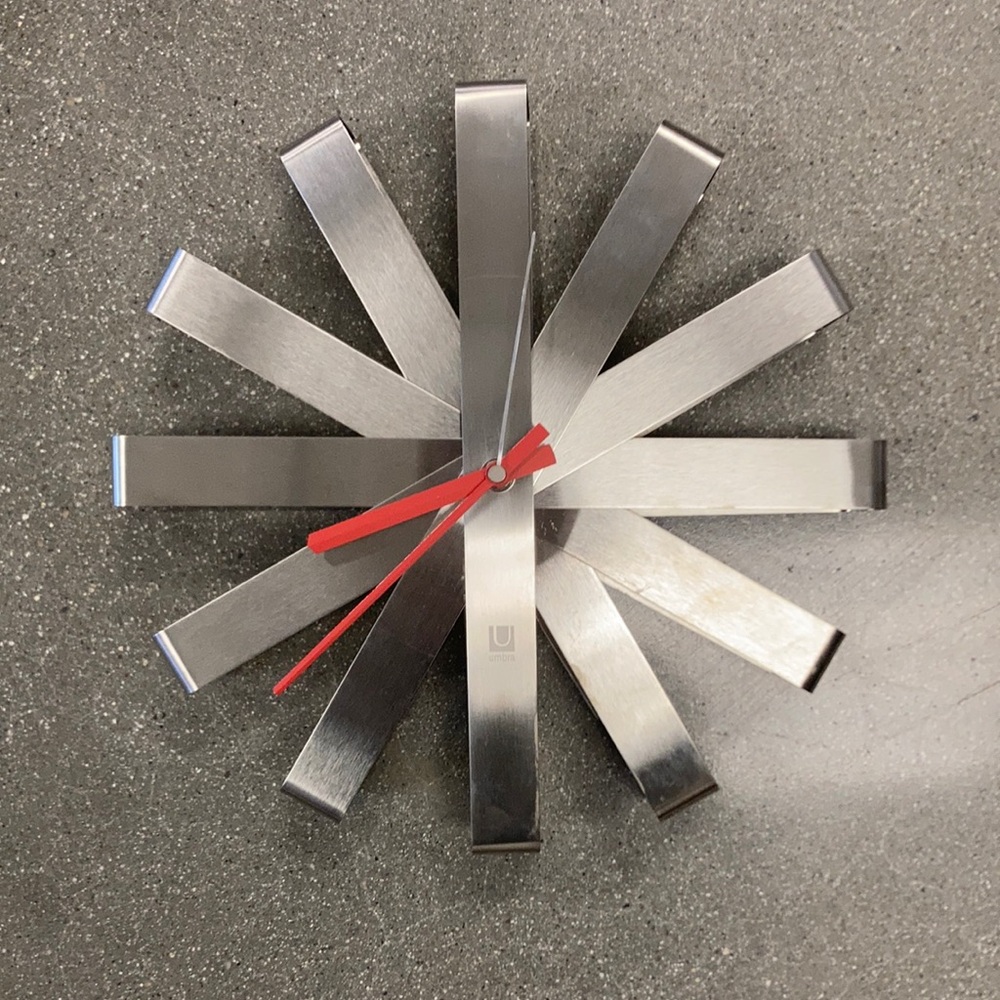 🕦🛠 Umbra Ribbon Wall Clock by Ivy Bronx 🔧🕐